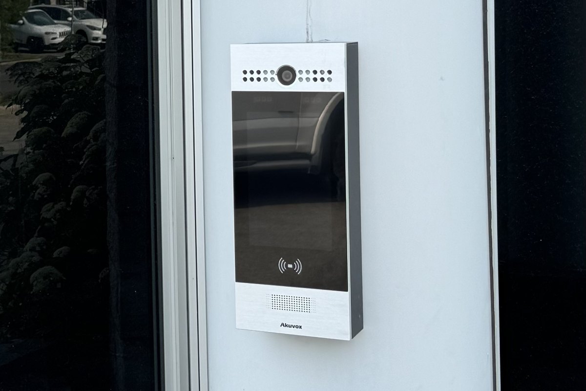 Intercom and access control installed at the entrance of a commercial building