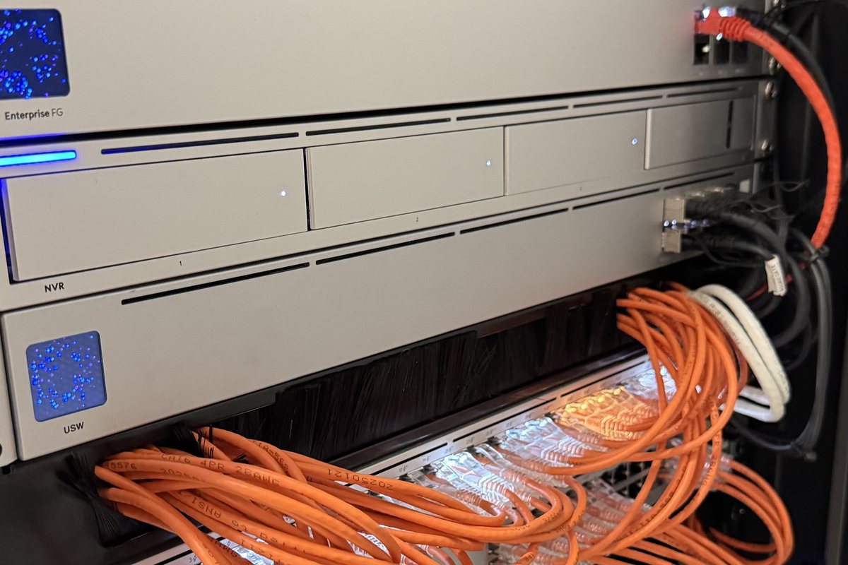 Network video recorder installed in an equipment rack